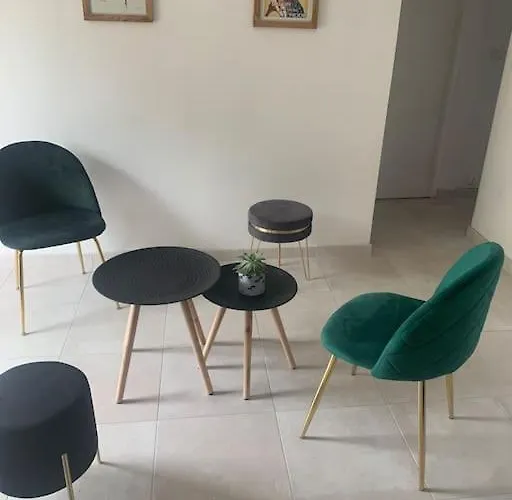 à 5 Minutes Du Circuit Appartement Ruaudin